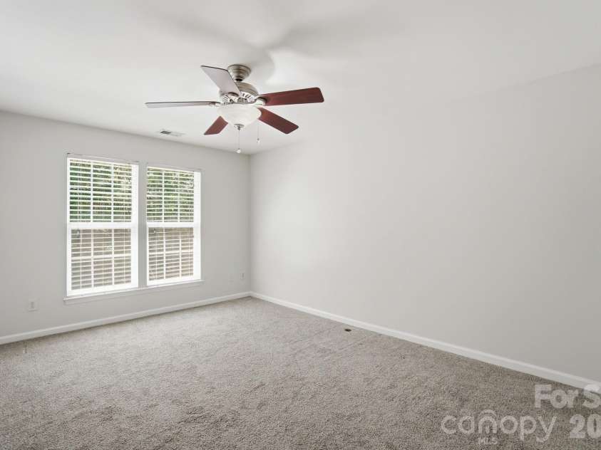 10412 Berkeley Woods Lane, Charlotte, NC 28277.  MLS# CAR4384926, YatesRealty ID 28703. 