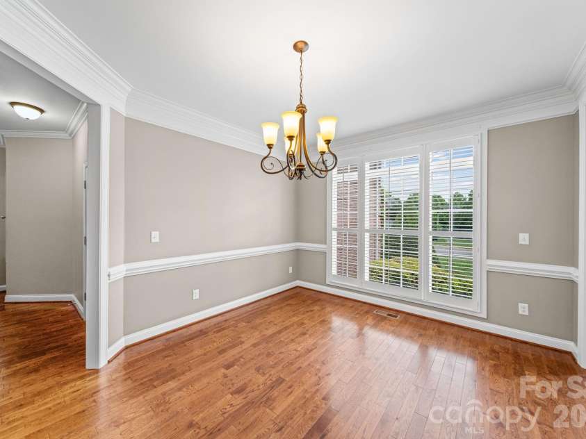 4709 Mcdade Lane, Gastonia, NC 28056.  MLS# CAR4383319, YatesRealty ID 28704. 