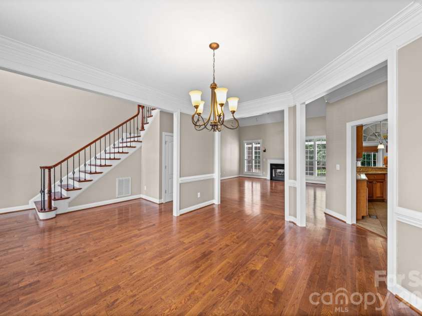 4709 Mcdade Lane, Gastonia, NC 28056.  MLS# CAR4383319, YatesRealty ID 28704. 