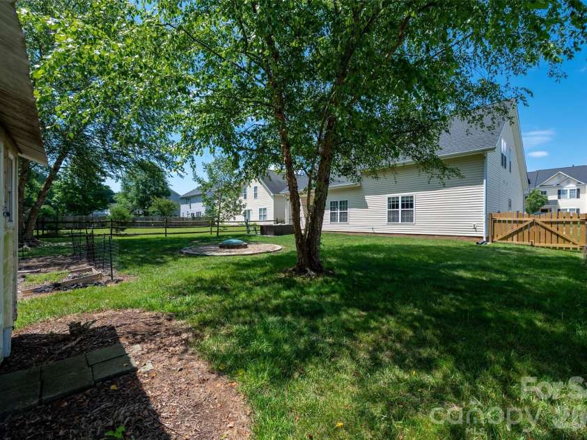 2009 Oakstone Drive, Monroe, NC 28110.  MLS# CAR4389615, YatesRealty ID 28705. 
