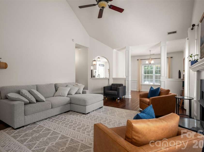 2009 Oakstone Drive, Monroe, NC 28110.  MLS# CAR4389615, YatesRealty ID 28705. Livingroom