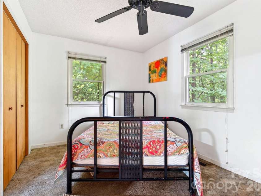 1828 McKenzie Way, Old Fort, NC 28762.  MLS# CAR4389081, YatesRealty ID 28707. 