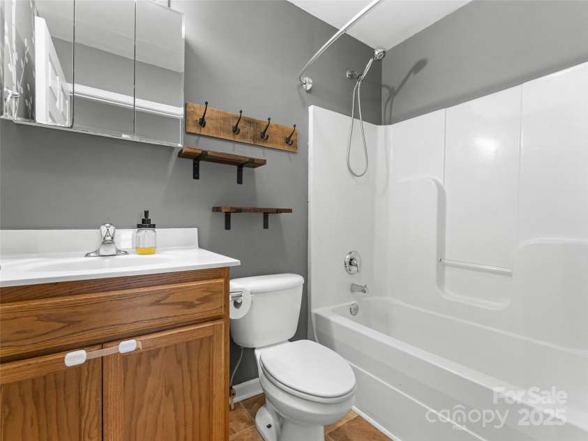 96 Habitat Way, Brevard, NC 28712.  MLS# CAR4279585, YatesRealty ID 28707. 