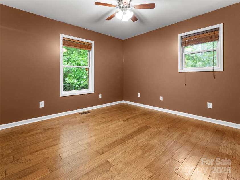 96 Habitat Way, Brevard, NC 28712.  MLS# CAR4279585, YatesRealty ID 28707. 