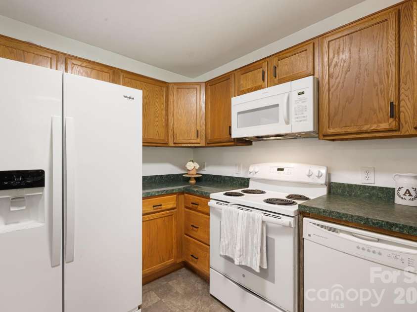 107 Mercy Ridge None, Sylva, NC 28779.  MLS# CAR4379972, YatesRealty ID 28708. 