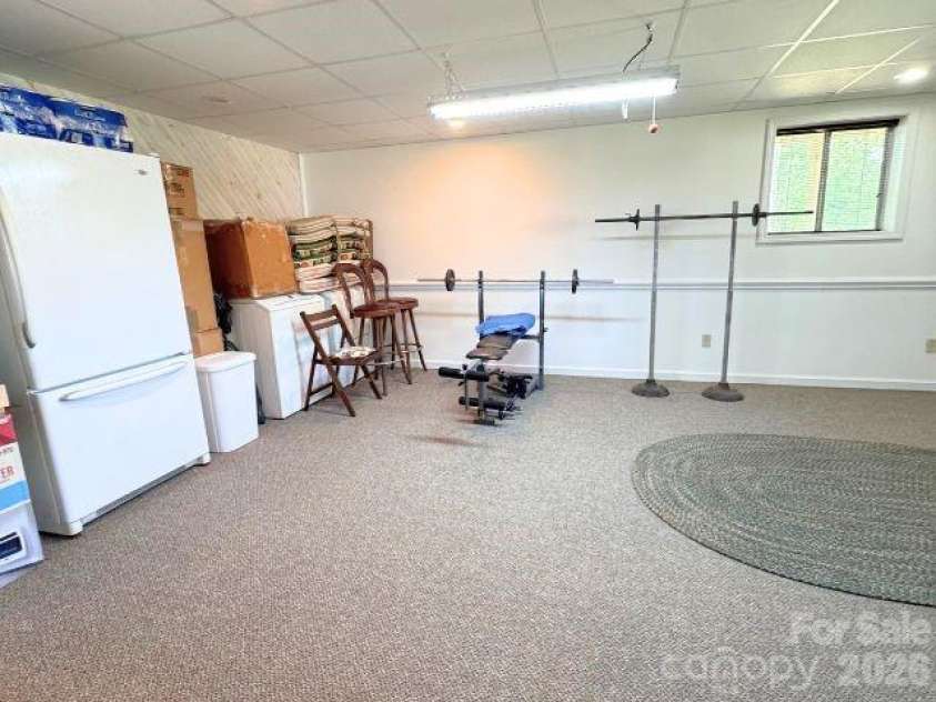 35 Azalea Drive, Spruce Pine, NC 28777.  MLS# CAR4352975, YatesRealty ID 2871. 