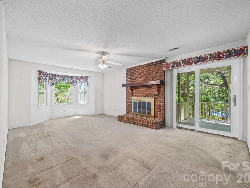 2998 Devonshire Drive, Rock Hill, SC 29732.  MLS# CAR4376859, YatesRealty ID 28710. Family room