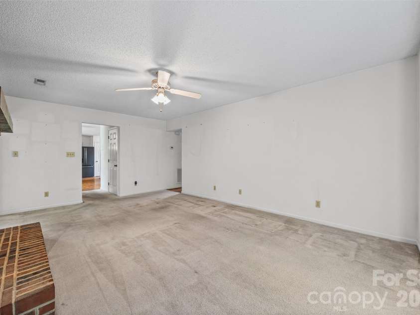 2998 Devonshire Drive, Rock Hill, SC 29732.  MLS# CAR4376859, YatesRealty ID 28710. Family room