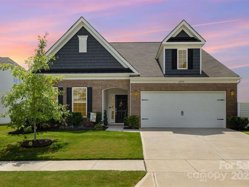 4797 Maiden Creek Way, Maiden, NC 28650.  MLS# CAR4282268, YatesRealty ID 28710. 