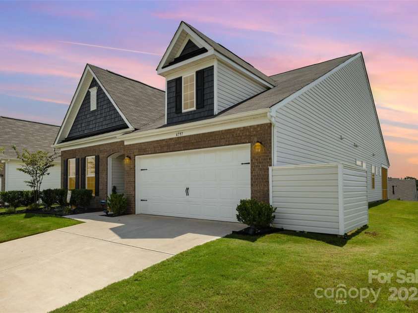 4797 Maiden Creek Way, Maiden, NC 28650.  MLS# CAR4282268, YatesRealty ID 28710. 