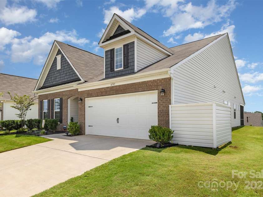 4797 Maiden Creek Way, Maiden, NC 28650.  MLS# CAR4282268, YatesRealty ID 28710. 