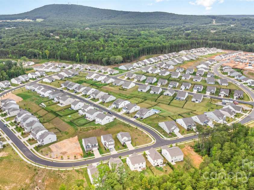 4797 Maiden Creek Way, Maiden, NC 28650.  MLS# CAR4282268, YatesRealty ID 28710. 