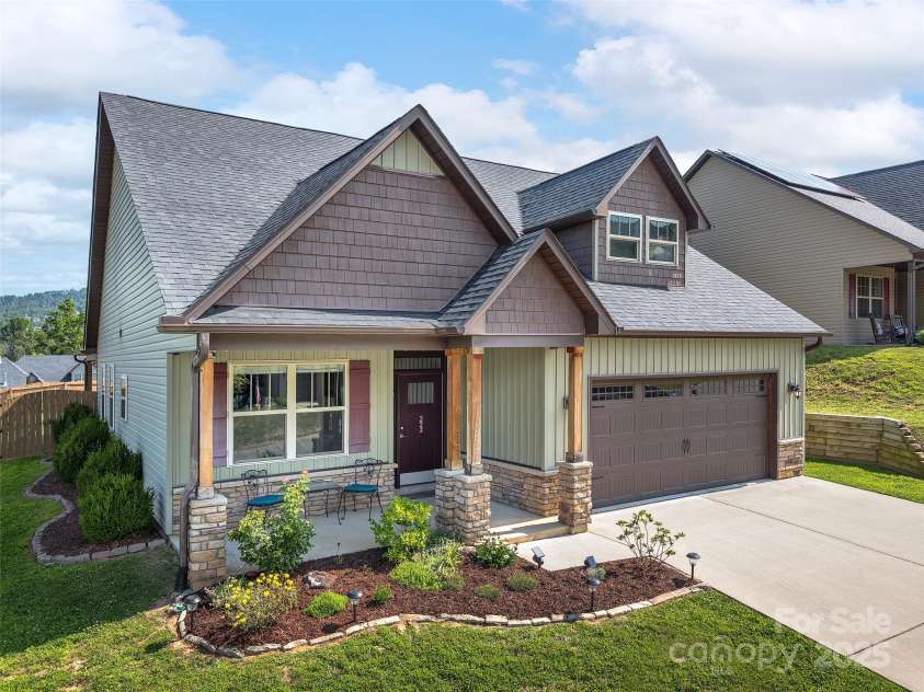 223 Water Leaf Drive, Weaverville, NC 28787.  MLS# CAR4279974, YatesRealty ID 28711. 