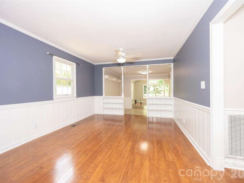 6175 La Crosse Court, Clemmons, NC 27012.  MLS# CAR4387613, YatesRealty ID 28712. 