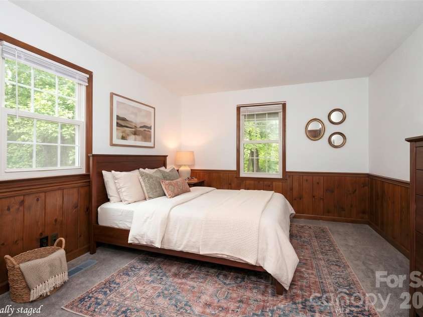 6175 La Crosse Court, Clemmons, NC 27012.  MLS# CAR4387613, YatesRealty ID 28712. 