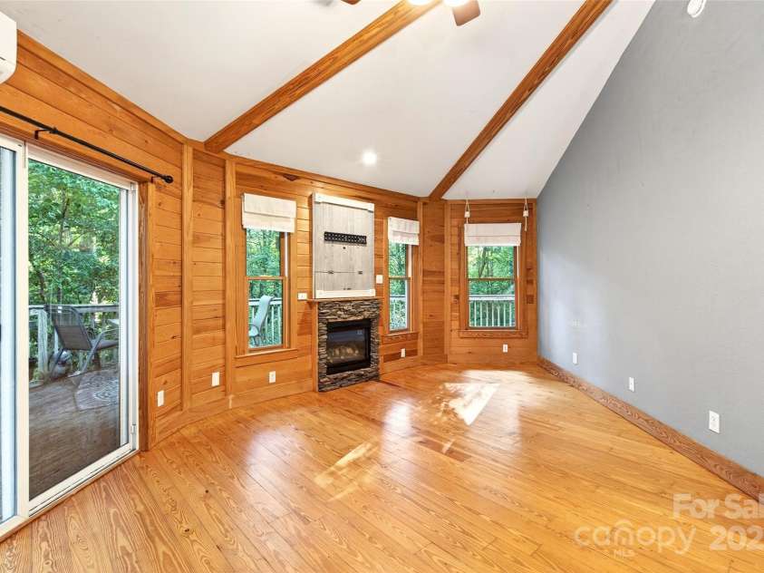 83 Cascades Parkway, Nebo, NC 28761.  MLS# CAR4281759, YatesRealty ID 28713. 