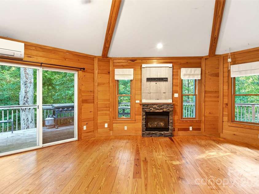 83 Cascades Parkway, Nebo, NC 28761.  MLS# CAR4281759, YatesRealty ID 28713. 