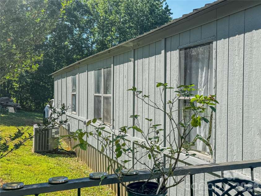 306 Golden Valley Road, Casar, NC 28020.  MLS# CAR4388738, YatesRealty ID 28714. 