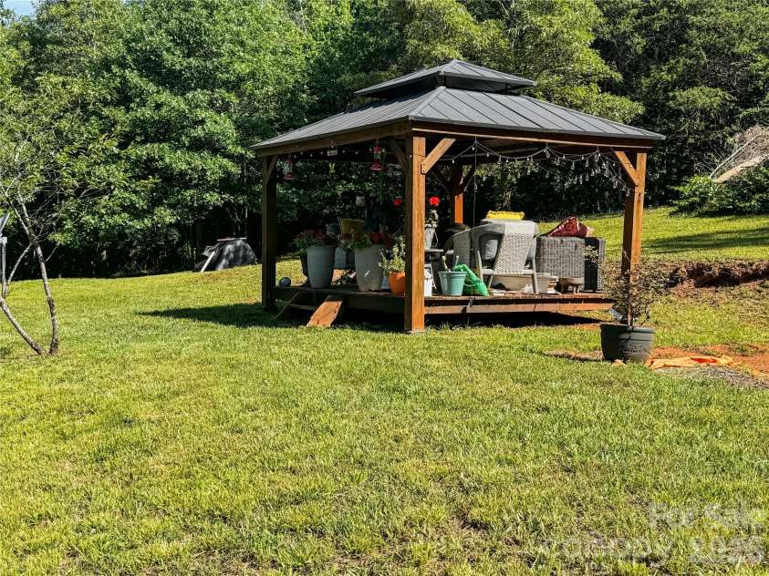 306 Golden Valley Road, Casar, NC 28020.  MLS# CAR4388738, YatesRealty ID 28714. 