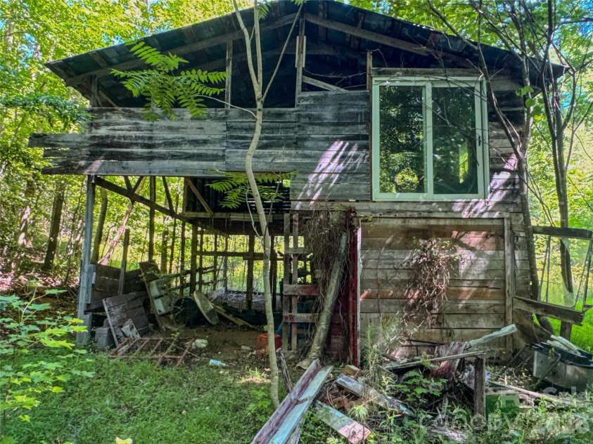 306 Golden Valley Road, Casar, NC 28020.  MLS# CAR4388738, YatesRealty ID 28714. 