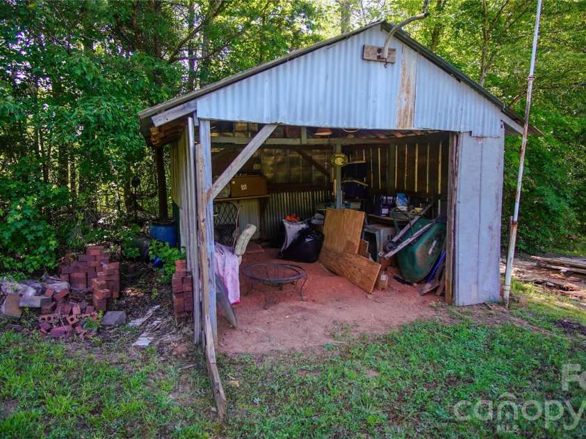 306 Golden Valley Road, Casar, NC 28020.  MLS# CAR4388738, YatesRealty ID 28714. 