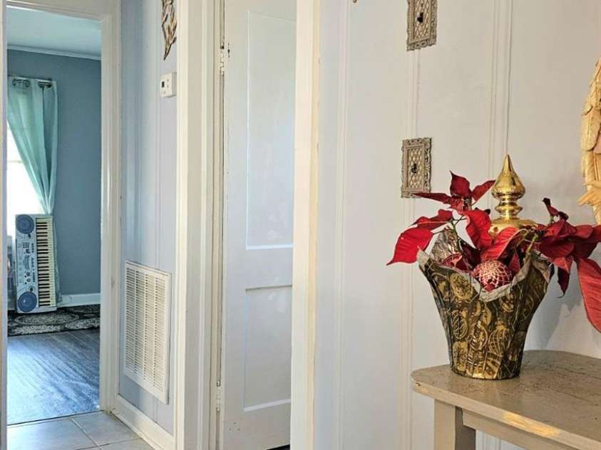 453 Parker Circle, Norwood, NC 28128.  MLS# CAR4284785, YatesRealty ID 28714. 