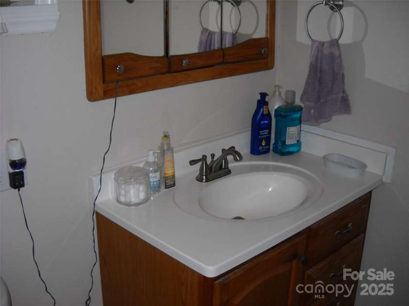 242 Liberty Road, Candler, NC 28715.  MLS# CAR4286036, YatesRealty ID 28715. 
