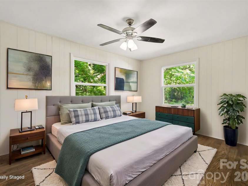 28 Maiden Lane, York, SC 29745.  MLS# CAR4390328, YatesRealty ID 28716. 