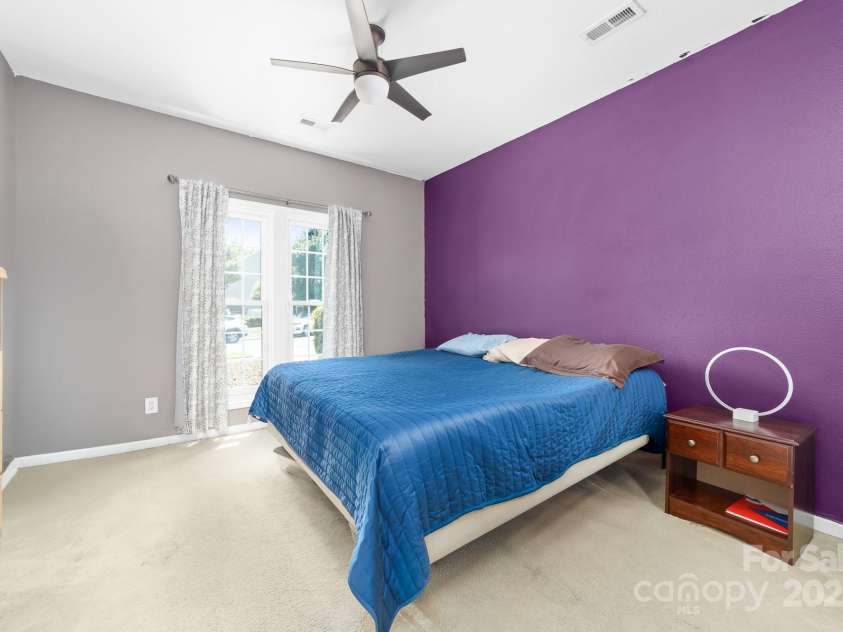 4313 Eaves Lane, Charlotte, NC 28215.  MLS# CAR4285033, YatesRealty ID 28718. Primary Bedroom