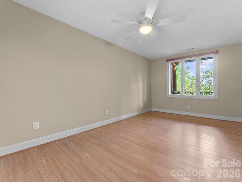 67 Ossarooga Court, Brevard, NC 28712.  MLS# CAR4338339, YatesRealty ID 2872. 
