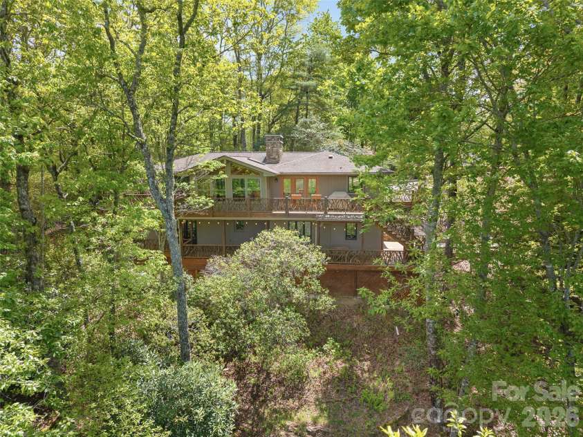 67 Ossarooga Court, Brevard, NC 28712.  MLS# CAR4338339, YatesRealty ID 2872. 