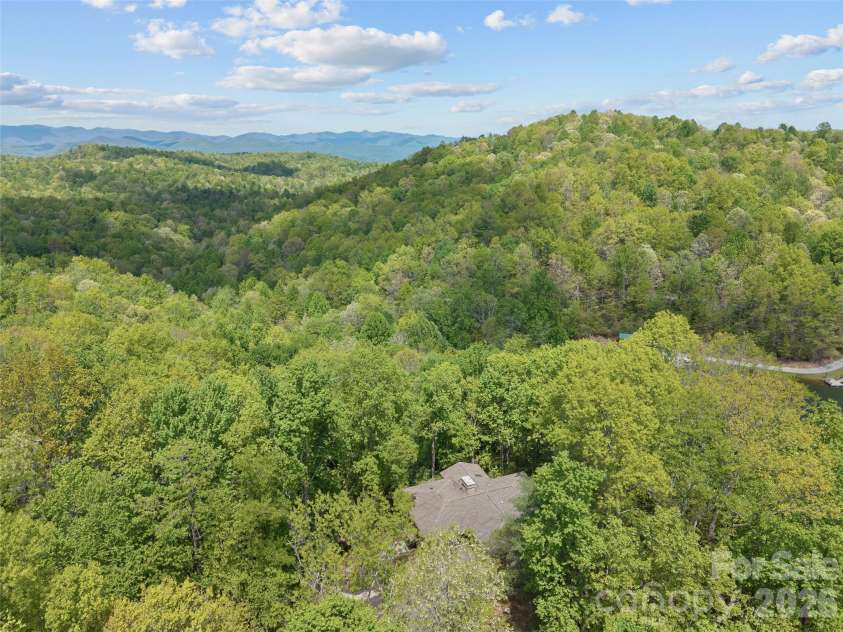 67 Ossarooga Court, Brevard, NC 28712.  MLS# CAR4338339, YatesRealty ID 2872. 