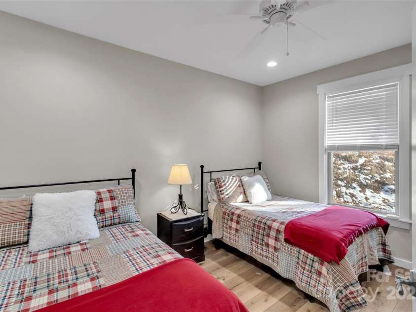 78 Rio Bravo Drive, Sylva, NC 28779.  MLS# CAR4210987, YatesRealty ID 2872. 