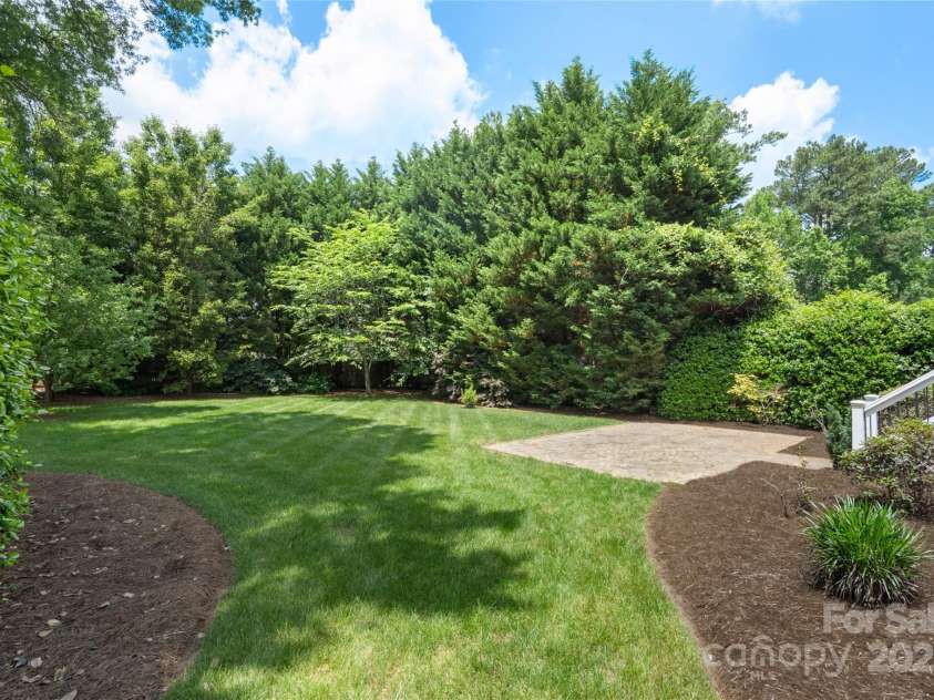 6132 Sharon Road, Charlotte, NC 28210.  MLS# CAR4259288, YatesRealty ID 28720. 