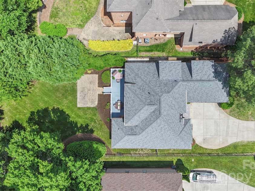 6132 Sharon Road, Charlotte, NC 28210.  MLS# CAR4259288, YatesRealty ID 28720. 