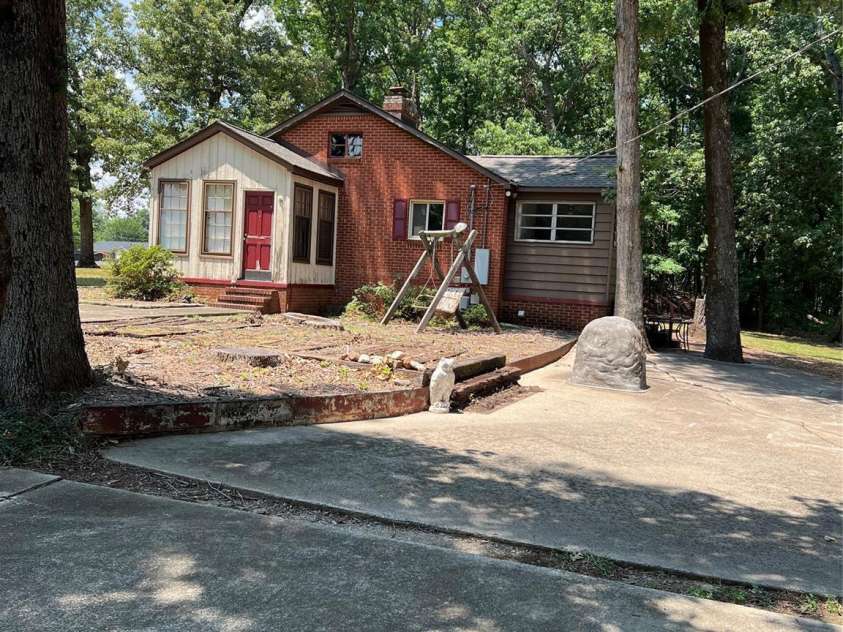 11204 Williams Road, Mint Hill, NC 28227.  MLS# CAR4274437, YatesRealty ID 28721. 