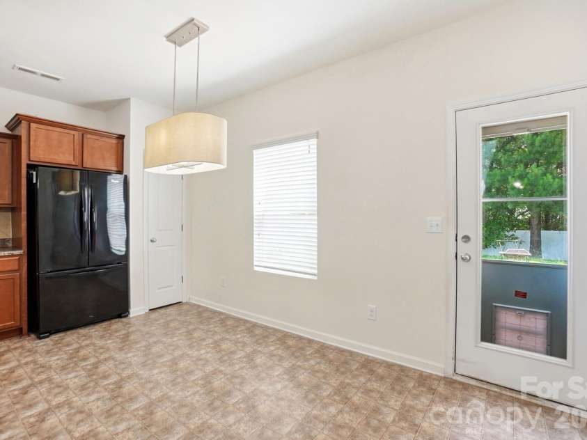 7095 Sonja Drive, Clover, SC 29710.  MLS# CAR4350064, YatesRealty ID 28721. Breakfast area