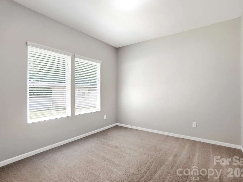 7095 Sonja Drive, Clover, SC 29710.  MLS# CAR4350064, YatesRealty ID 28721. Flex space on main