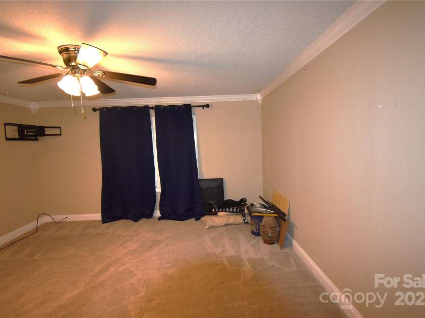 6264 Burnhurst Lane, Denver, NC 28037.  MLS# CAR4280952, YatesRealty ID 28723. 