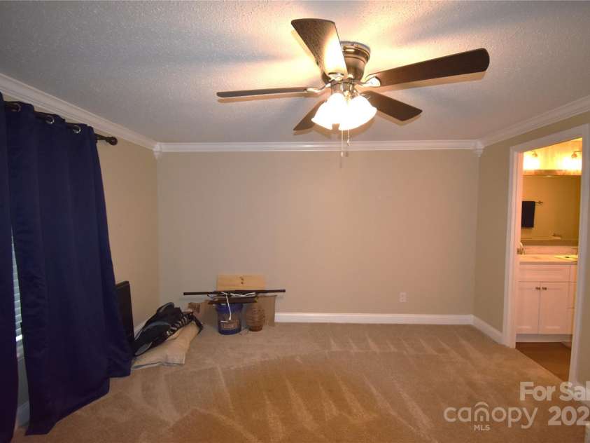 6264 Burnhurst Lane, Denver, NC 28037.  MLS# CAR4280952, YatesRealty ID 28723. 