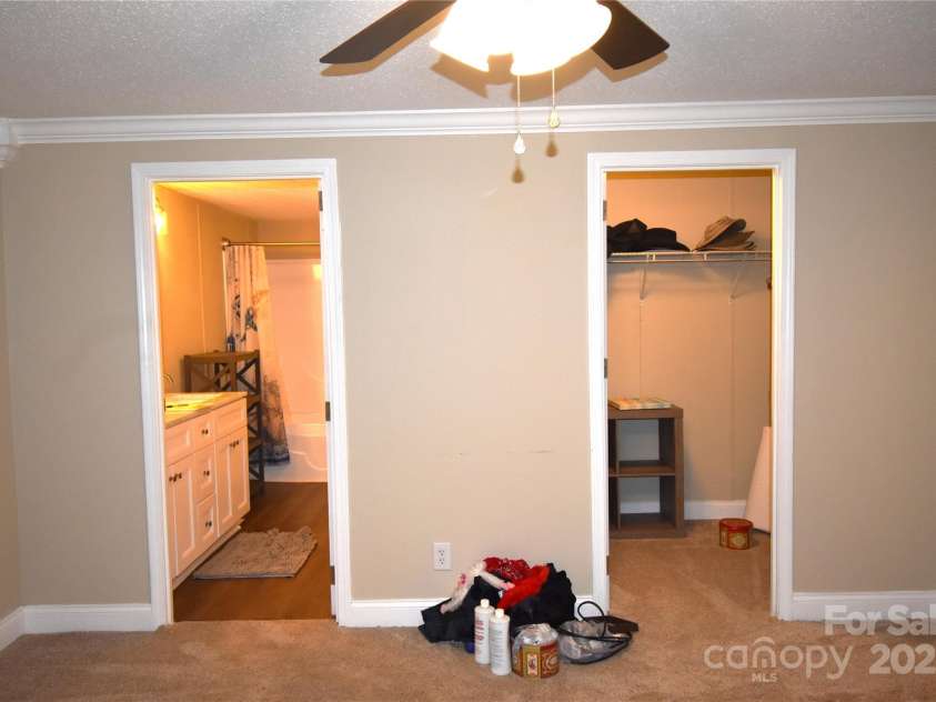 6264 Burnhurst Lane, Denver, NC 28037.  MLS# CAR4280952, YatesRealty ID 28723. 