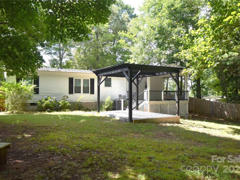 6264 Burnhurst Lane, Denver, NC 28037.  MLS# CAR4280952, YatesRealty ID 28723. 