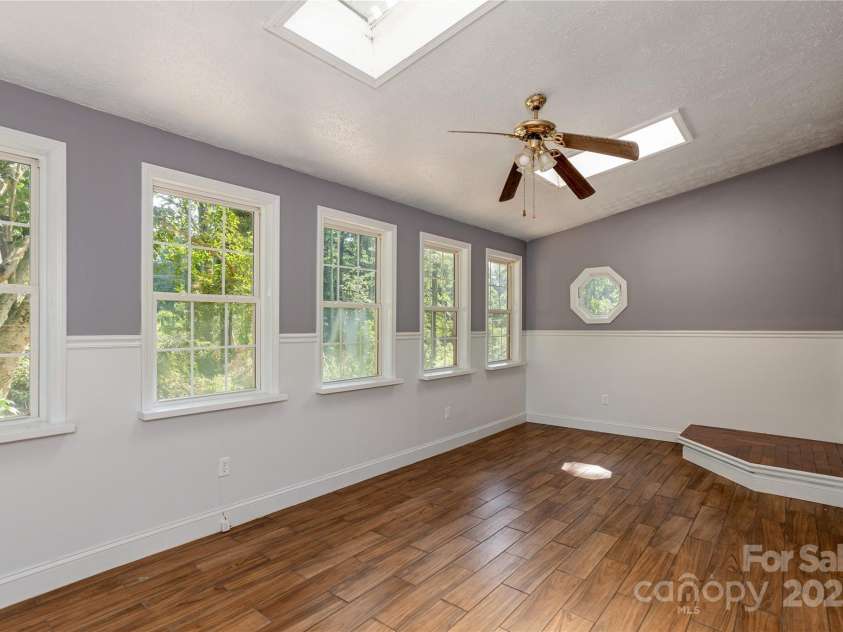 18 Peaceful Valley Lane, Flat Rock, NC 28731.  MLS# CAR4278620, YatesRealty ID 28724. 