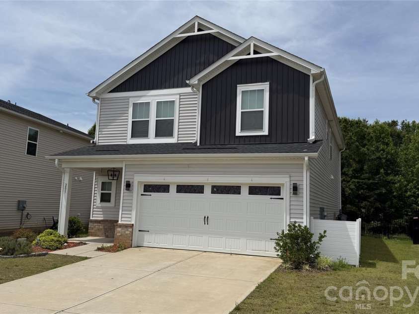 205 Canoga Avenue, York, SC 29745.  MLS# CAR4390829, YatesRealty ID 28726. 