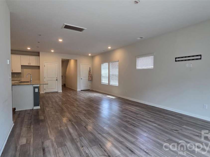 205 Canoga Avenue, York, SC 29745.  MLS# CAR4390829, YatesRealty ID 28726. 