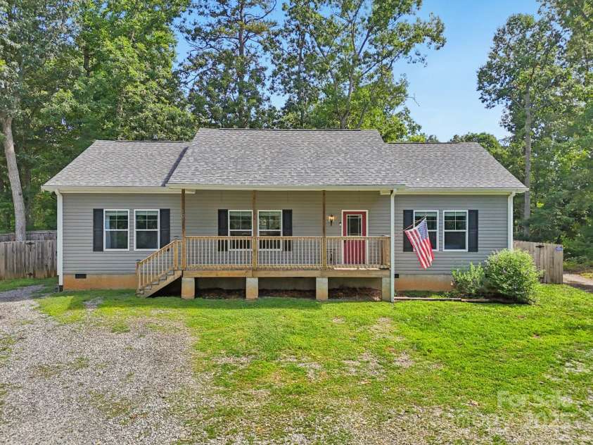 10 Memory Lane, Arden, NC 28704.  MLS# CAR4280435, YatesRealty ID 28727. 