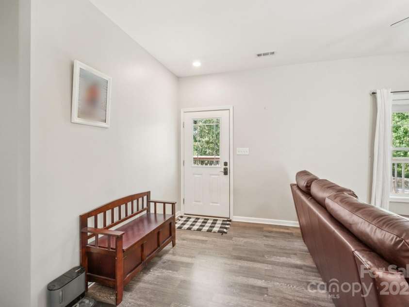 10 Memory Lane, Arden, NC 28704.  MLS# CAR4280435, YatesRealty ID 28727. 