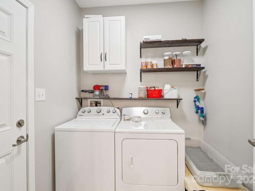 10 Memory Lane, Arden, NC 28704.  MLS# CAR4280435, YatesRealty ID 28727. 