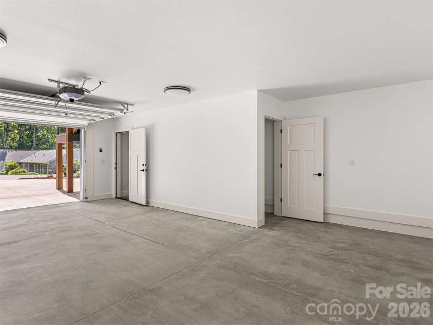 45 Klimovych Road, Hendersonville, NC 28792.  MLS# CAR4390237, YatesRealty ID 28727. GARAGE WITH STORAGE SPACE