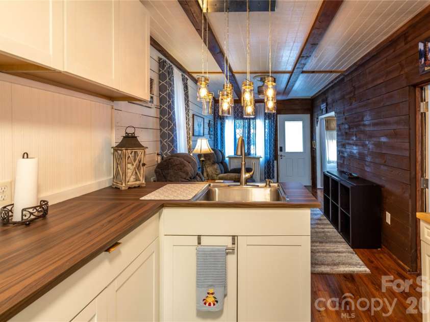 110 & 112 Laurel Ridge Ridge, Mount Gilead, NC 27306.  MLS# CAR4389650, YatesRealty ID 28729. 